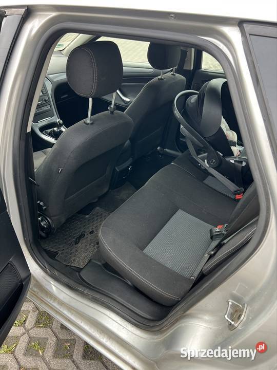 Ford Mondeo MK4Niski przebieg16 diesel Wrocław sprzedam