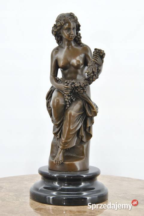 Kobieta z Winogronem Winogrono Figura Rzeźba z Kraków