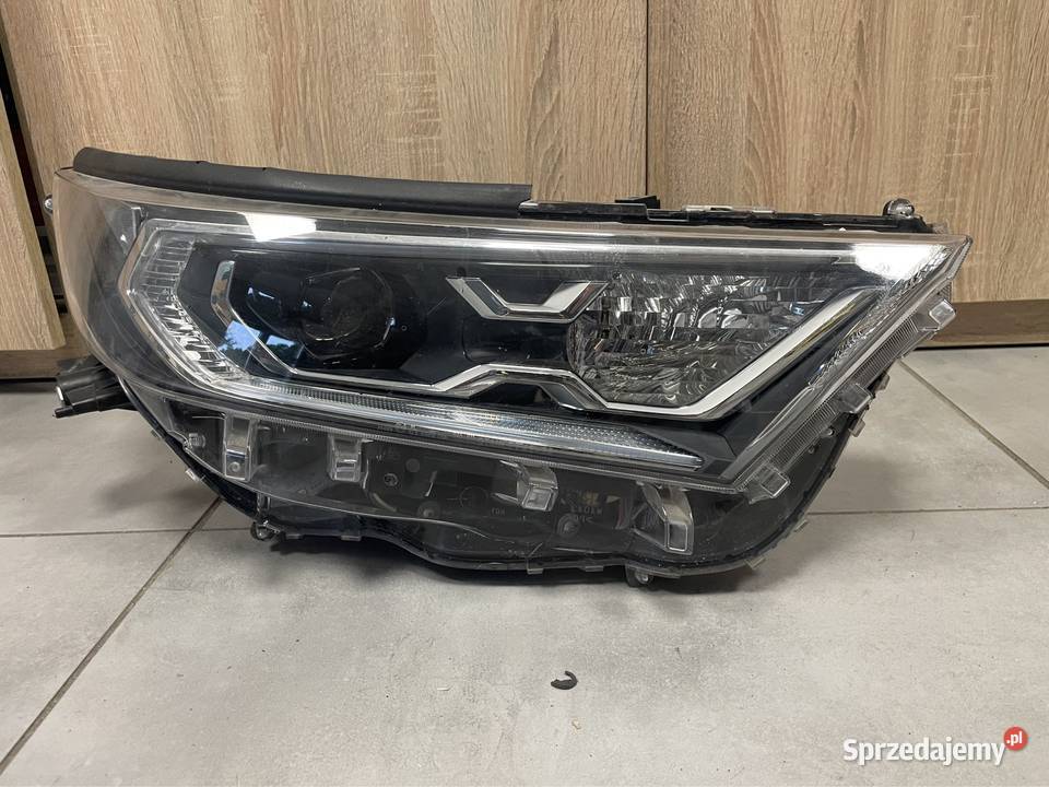 Toyota Rav4 reflektor full led prawy 19 Kozubszczyzna
