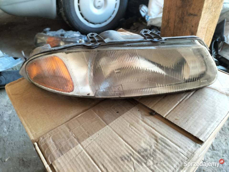 LAMPA PRZEDNIA PRZÓD PRAWA ROVER 214 200 Prawe Kamień-Kolonia