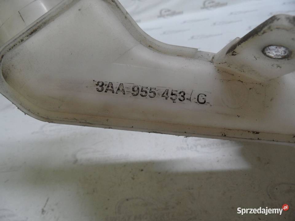 PASSAT B7 16 TDI 13r zbiorniczek spryskiwaczy
