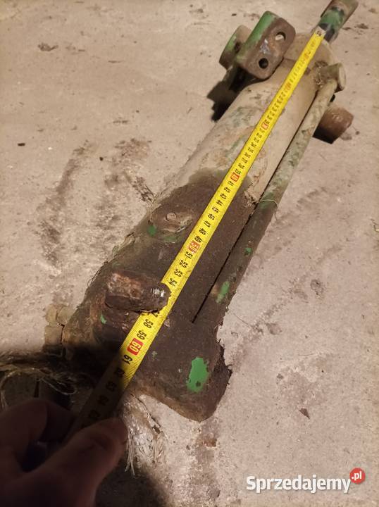 Siłownik hydrauliczny dwustronnego dzialania