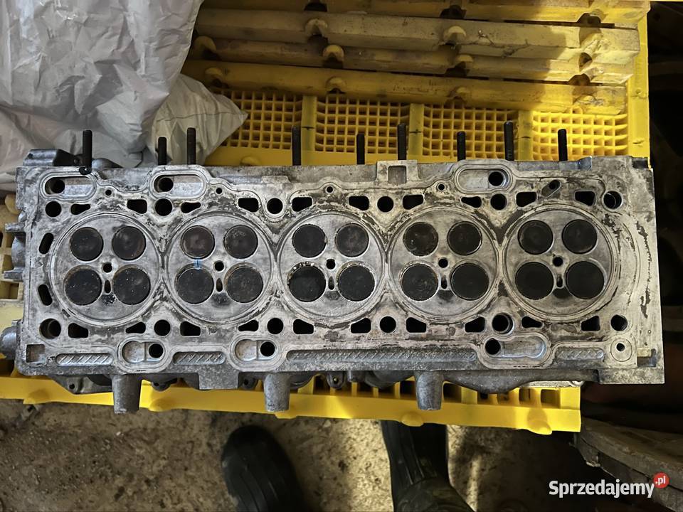 Głowica Volvo d5 163 osobowe Części samochodowe Kamienica sprzedam