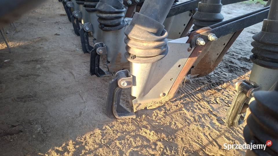 Siewnik poznaniak 27 na docisku