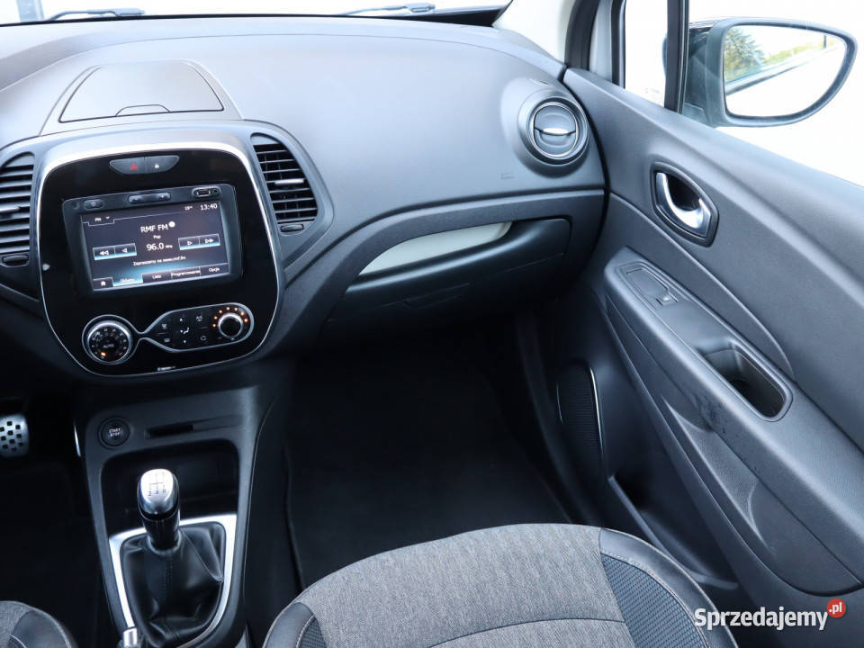 Renault Captur 09 TCe nieuszkodzony Katowice