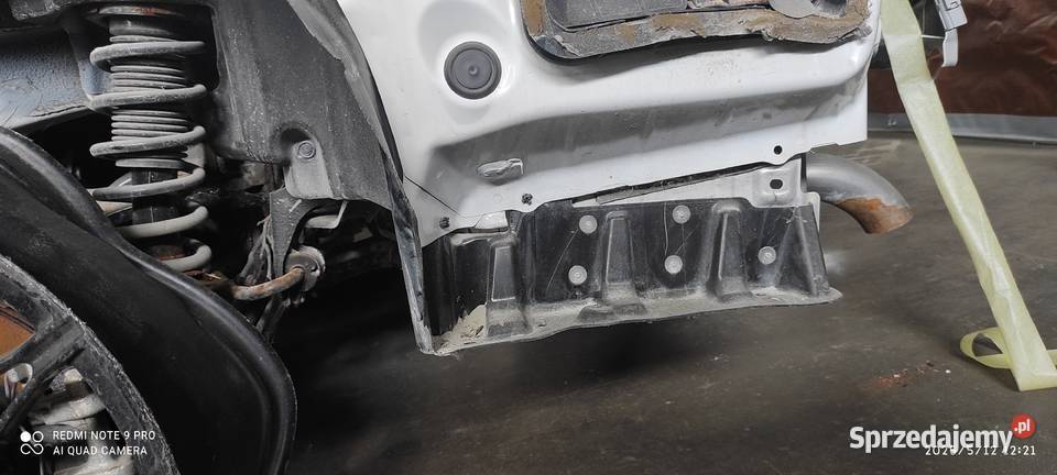 Sprzedam Osłonę błotnika lewy tył Subaru Outback Częstochowa sprzedam