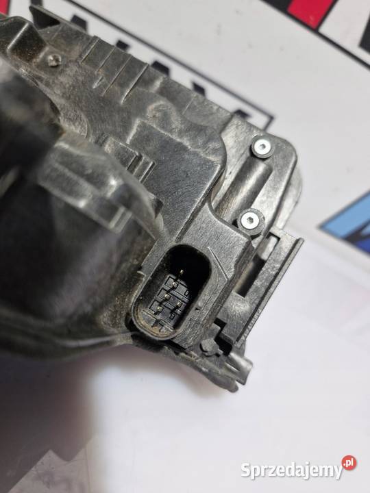 BMW F15 F16 F39 F45 F46 F48 ZAMEK DRZWI PRAWY sprzedam