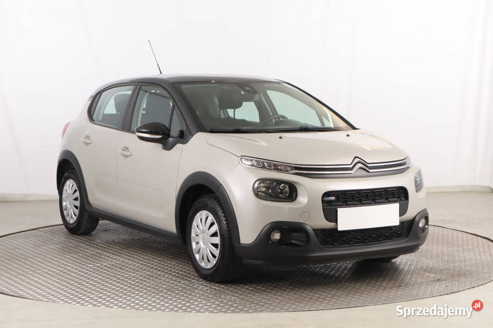 Citroen C3 12 PureTech manualna Zabrze