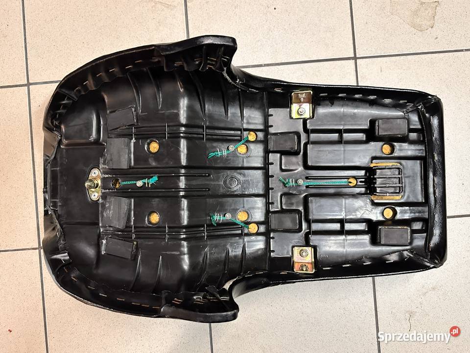 Siedzenie kanapa Hyosung GA 125 Cruise Brzeszcze