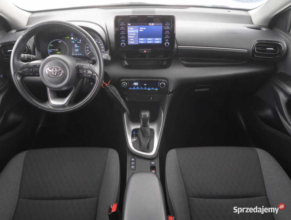 Toyota Yaris 15 VVTi Hybrid pierwszy właściciel