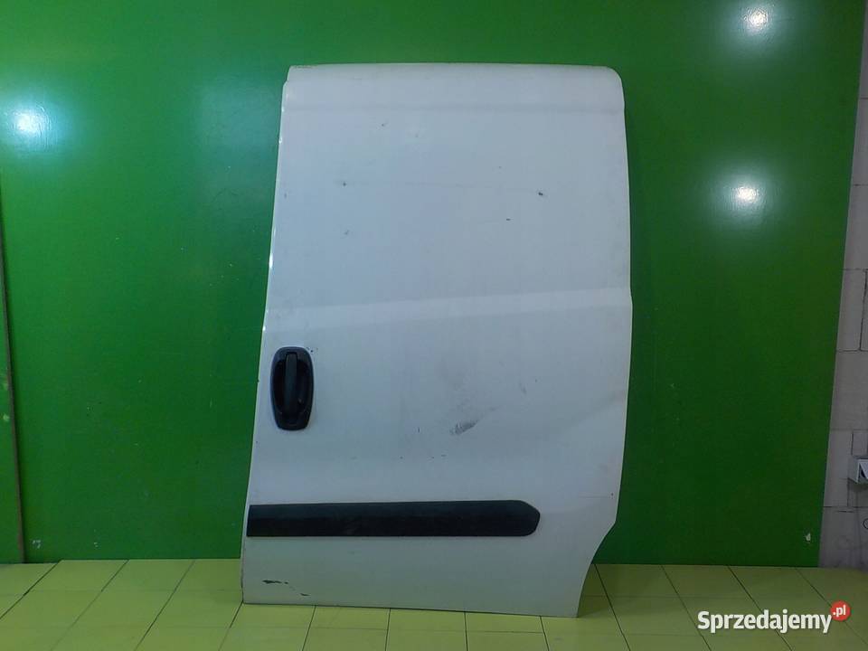 OPEL COMBO D 13 CDTI 16r L1H1 drzwi boczne lewe osobowe Suków sprzedam