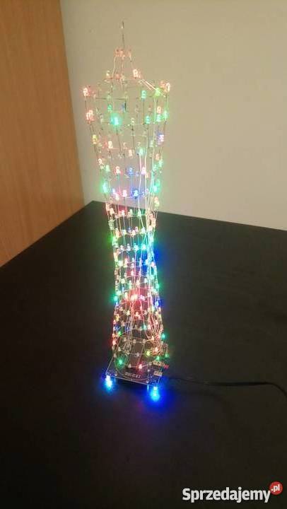 Wieża Canton Tower kolorowa wieża Elektronika