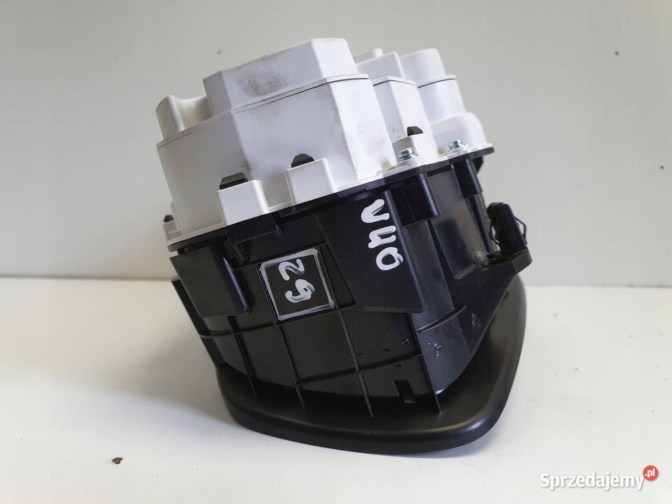 Volvo V40 II LICZNIK ZEGARY TFT Europa P31296950 Liczniki i zegary Chełm