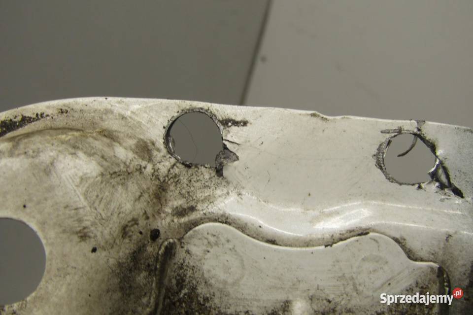 OKULAR MOCOWANIE LAMPY PRAWY PRZÓD TOYOTA PRIUS