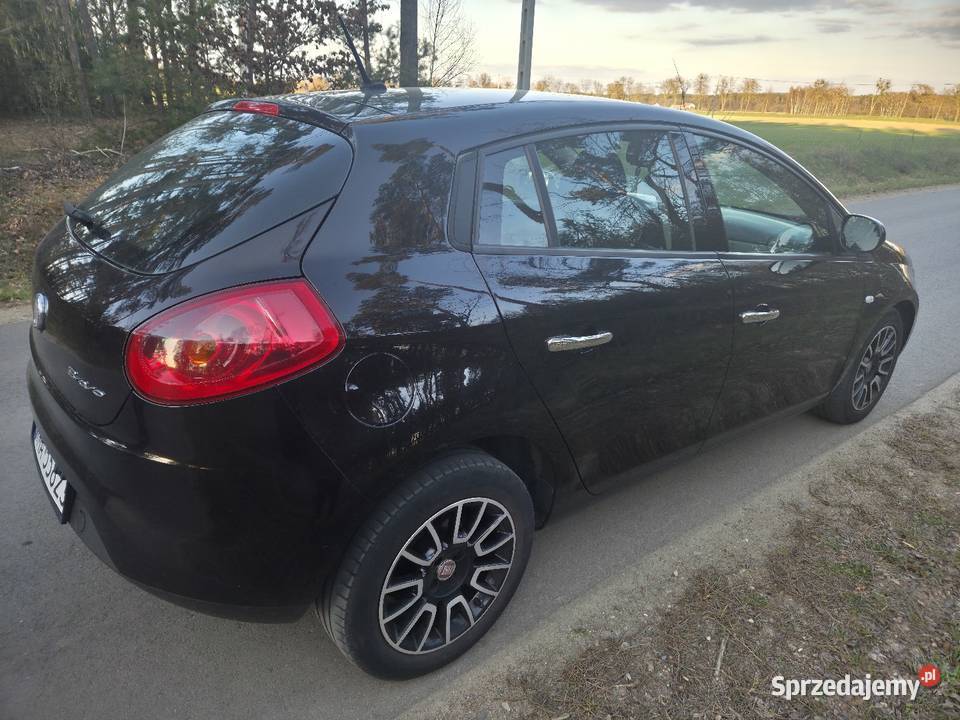 Sprzedam Fiat Bravo 14 benzyna 120 Młodzianowo