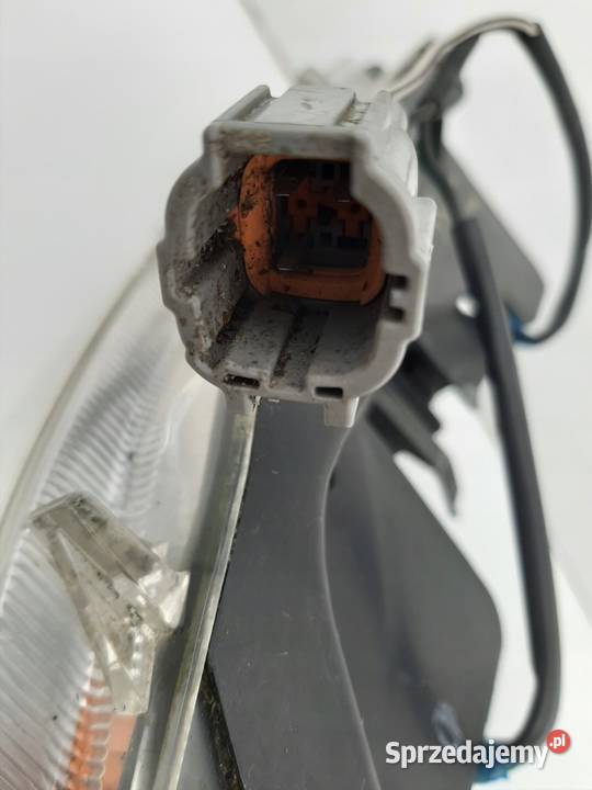 LAMPA COFANIA TYLNA LEWA ZDERZAKA NISSAN 350Z