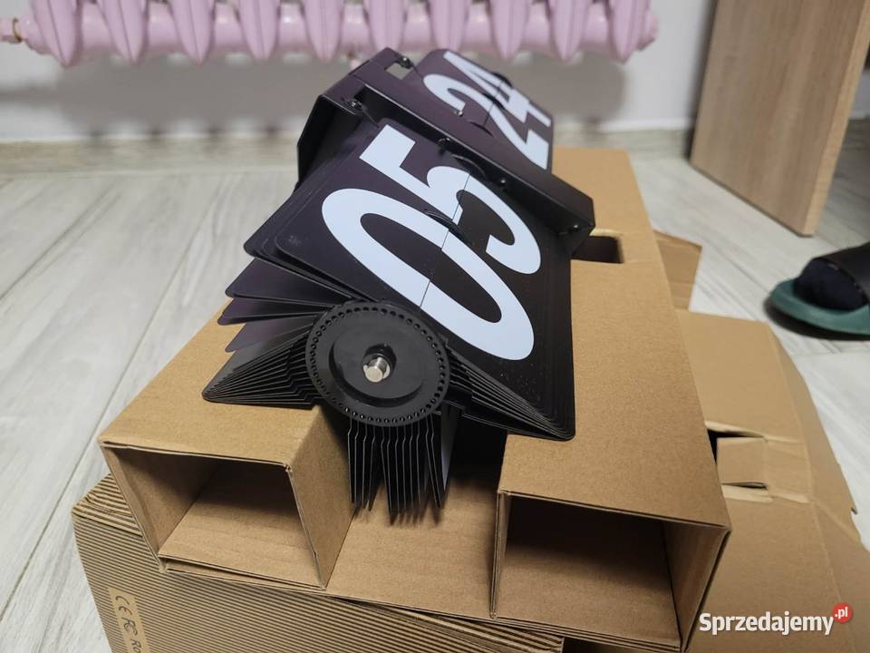 Zegar w stylu retro Końskie