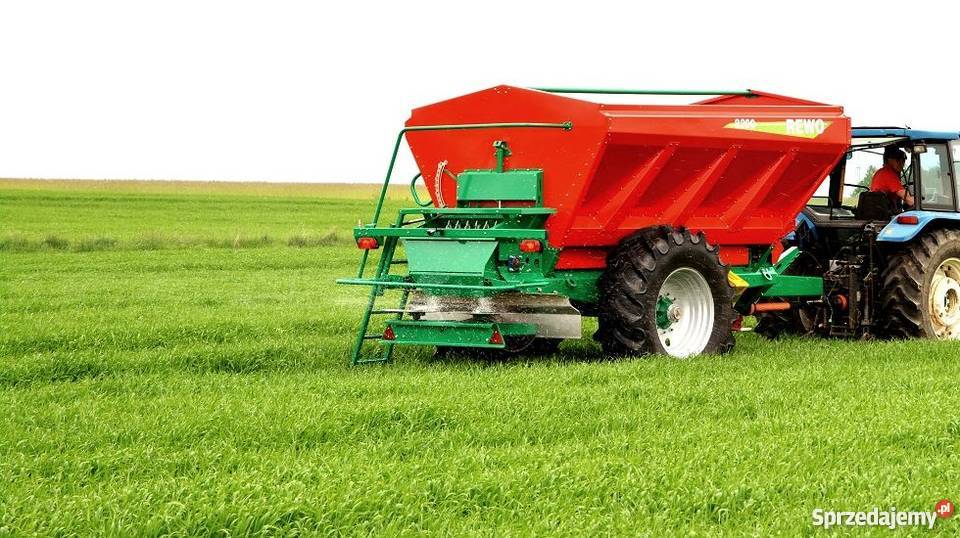 Rozsiewacz do wapna REWO 8200 litrów AgroMasz Rogóźno