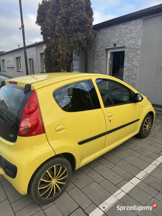 Peugeot 107 z klimatyzacja 5 drzwiowy okazja Rok produkcji 2011 Rybnik sprzedam