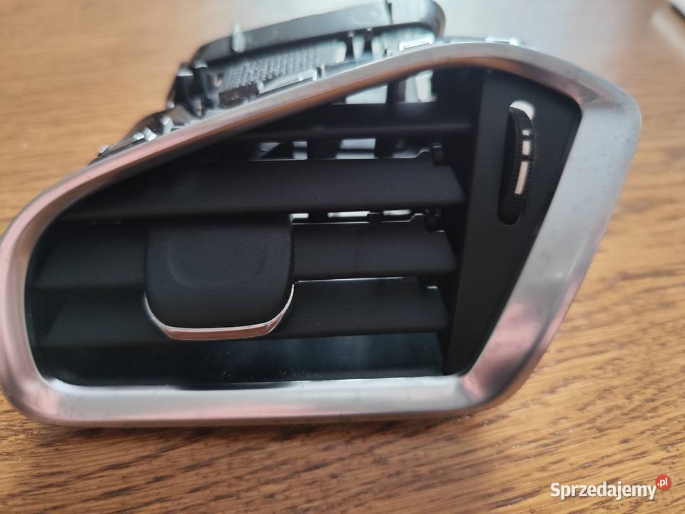 Kratki nawiewu lewa i prawa Citroen C4 II B7 Rok produkcji 2015 Ogrzewanie postojowe Grabów nad Prosną sprzedam