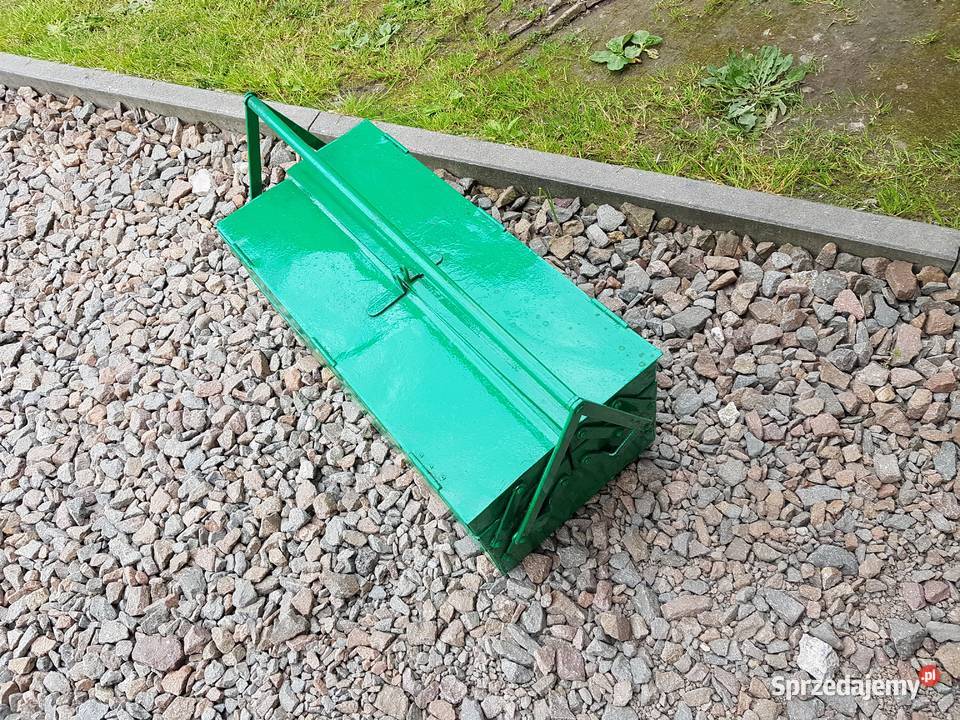 Skrzynka narzędziowa metalowa z PRL Wieliczka sprzedam