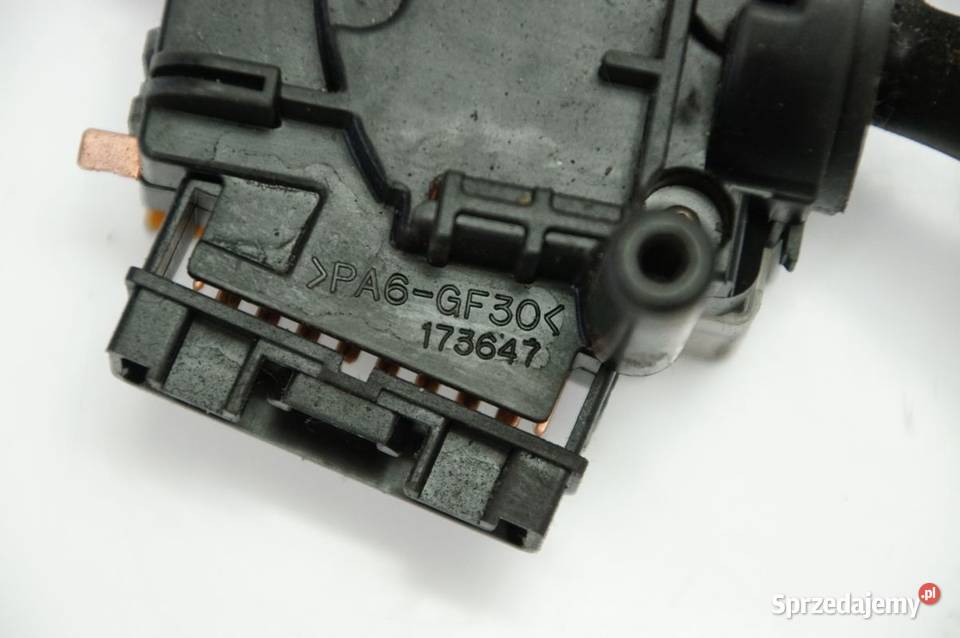 PRZEŁĄCZNIK TOYOTA YARIS 173647 Lipno