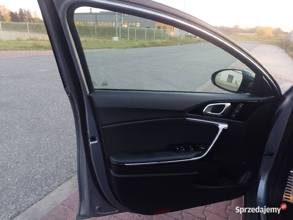 SPRZEDAM w STANIE Kia proceed 14 TGDI GT Line 140KM Samochody osobowe Łowicz