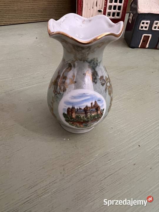 Sygnowany uroczy porcelanowy wazonik sprzedam
