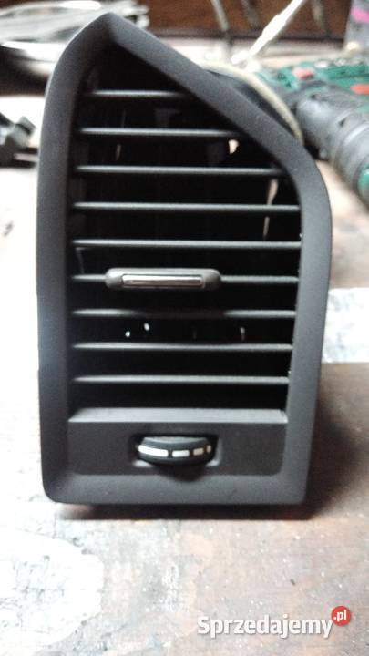 Kratki nawiewu Volvo XC60 brązowe idealne