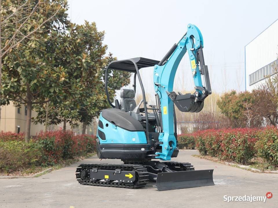 Minikoparka 26 t Mller Machinery MB 26 silnik