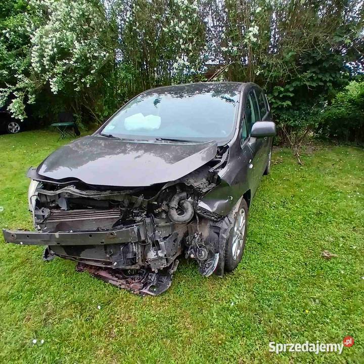 Sprzedam Toyotę Verso 2011 Powypadkowa 20 śląskie Zabrze