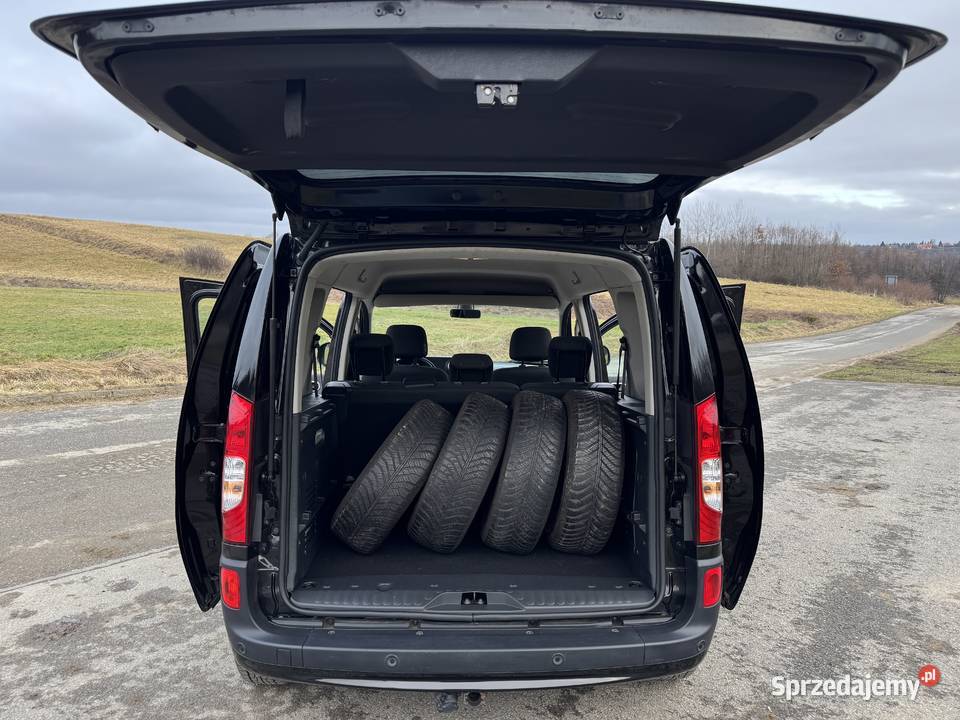 12i114 Tourer Gwarancja 5osobowy Mały przebieg ESP Sanok sprzedam