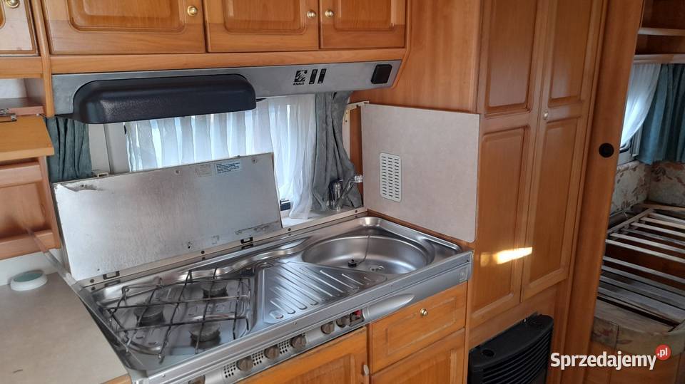 Przyczepa kempingowa duża Knaus Azur 540 Typ Zalasewo