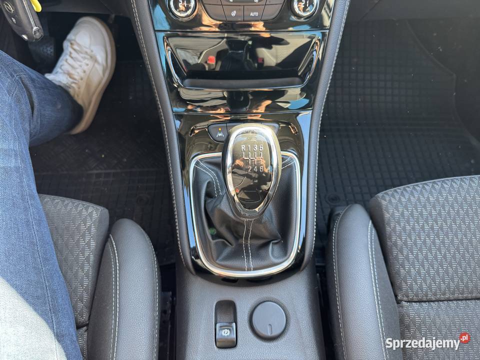 Opel Astra 14 BENZYNA Klimatronik Nawigacja