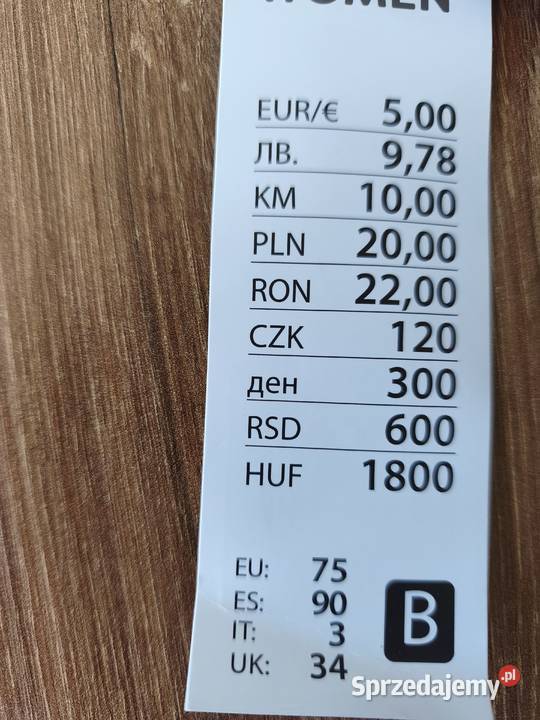 nowy beżowy biustonosz rozmiar 75B Biustonosze Sandomierz