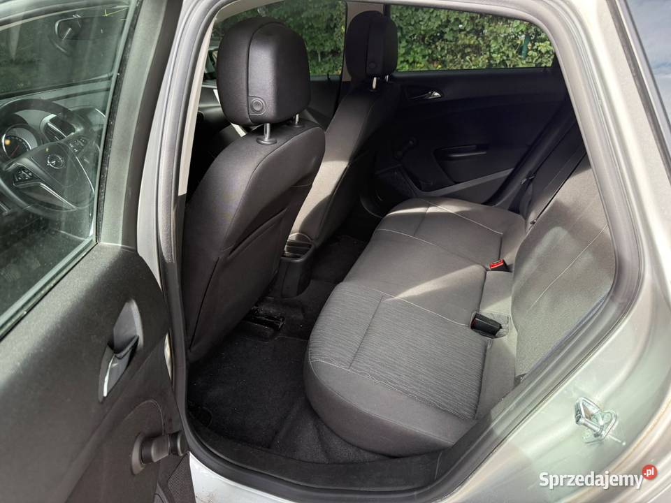 Opel Astra J 2015 16 Benzyna Super Stan Opłacona benzyna Chełm sprzedam