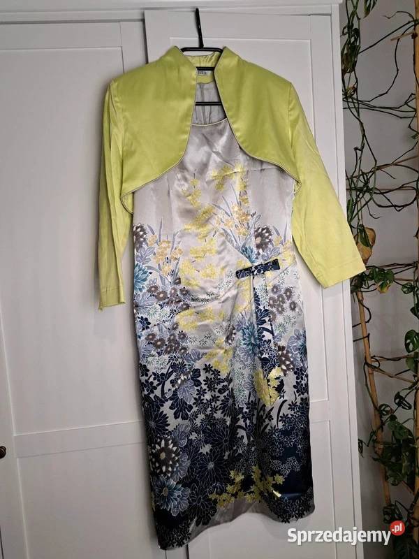 Elegancka satynowa sukienka w kwiaty z bolerkiem kolorowy Spódnice i sukienki pomorskie