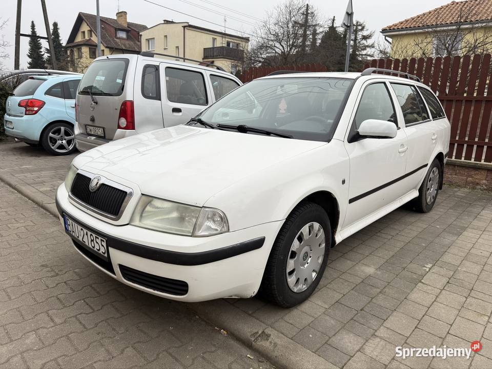 Skoda Octavia tour 2010 16 mpilpg elektryczne szyby Wrocław