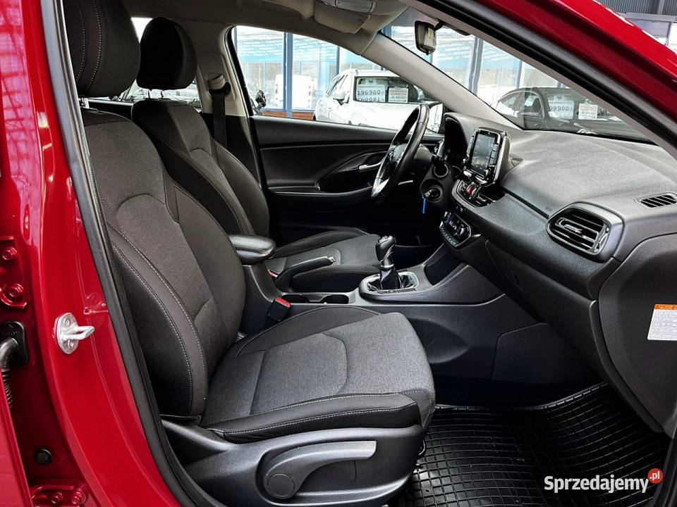 Hyundai i30 15 Turbo Moc160 FullLEDNAVIKamera lakier metallic śląskie