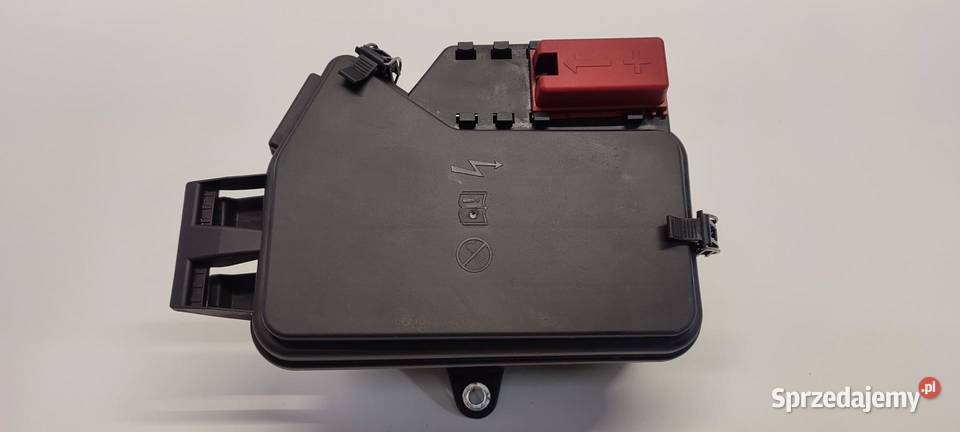 MERCEDES VITO W447 SKRZYNKA BEZPIECZNIKÓW