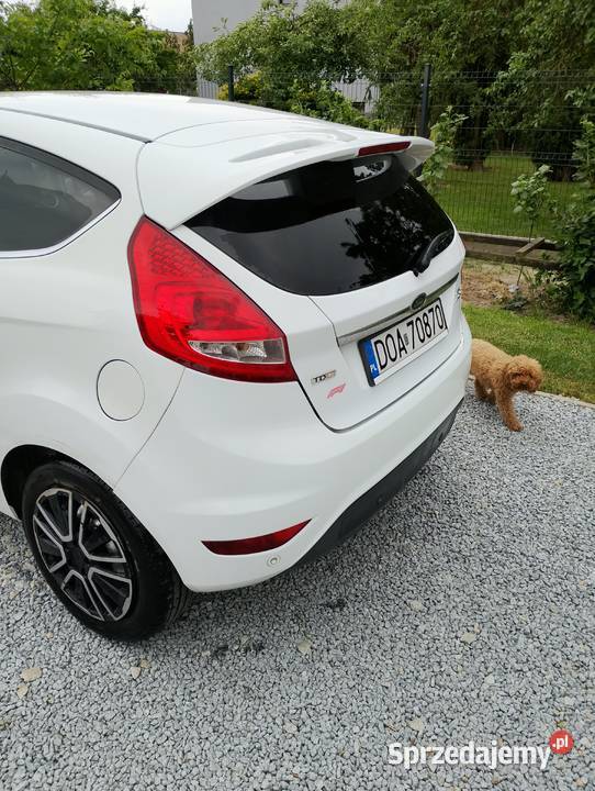 Sprzedam Ford Fiesta MK7 16 TDCi Borów