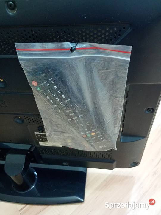 telewizor TV LG 26LE3300 26 czarny pilot brak