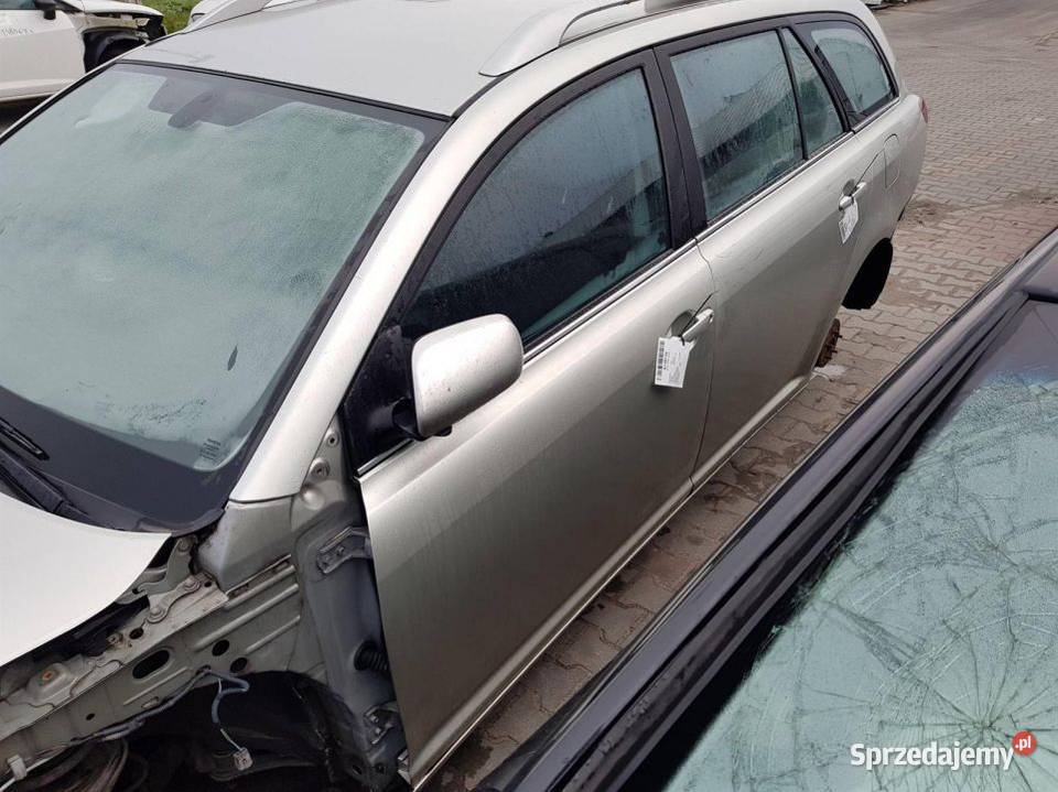 DRZWI LEWE PRZÓD TOYOTA AVENSIS T25 F6 Lipno