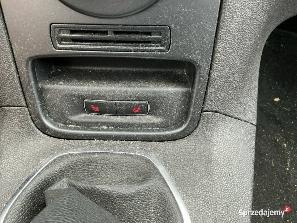Ford Fiesta niski przebiegSilnik MPIGrzane gniazdo USB Fiesta Przyszowice