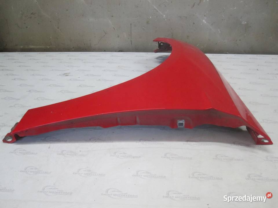 FORD FOCUS MK3 III 13r błotnik lewy przód