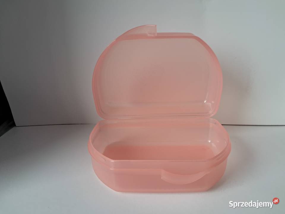 Tupperware śniadaniówka lunch box serca różowy świętokrzyskie Chęciny