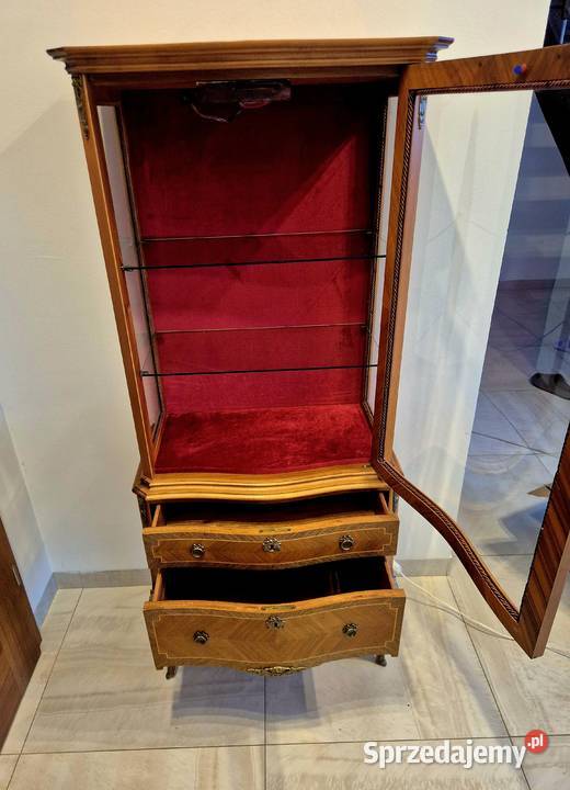 Witryna z intarsjami w stylu Ludwikowskim Rokoko