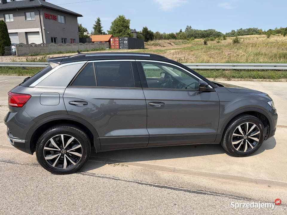 Volkswagen TRoc 15 TSI 150 DSG Advance Salon 1 Rok produkcji 2021 T-Roc Radom