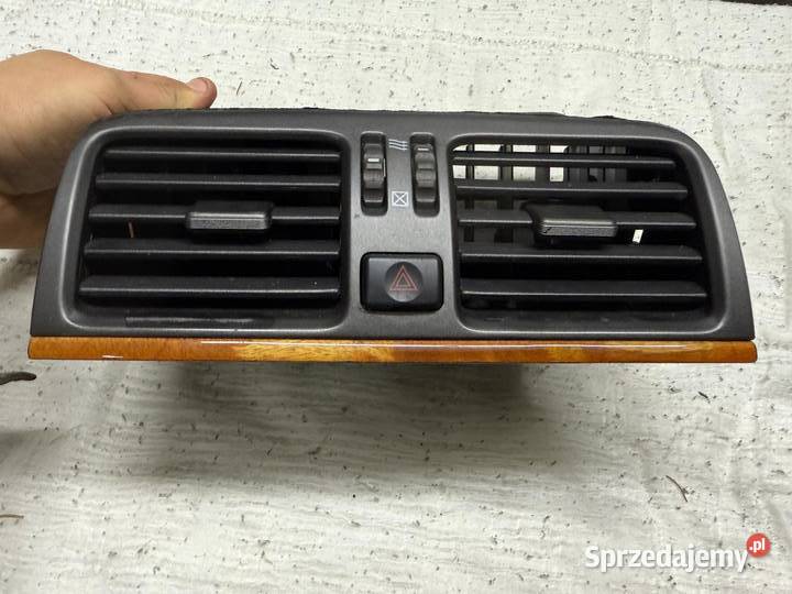 Kratka nawiewu drewno Lexus LS400 UCF21 9700r Częstochowa