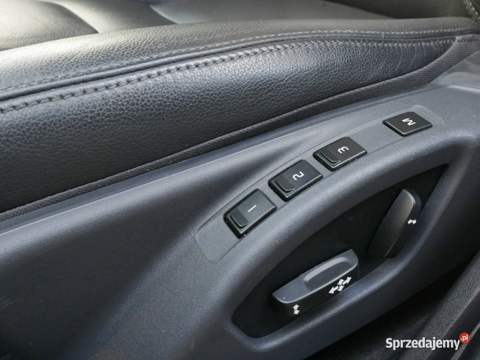 Volvo V60 Cross Country 20 T5 245 Eu6 4x4 AWD